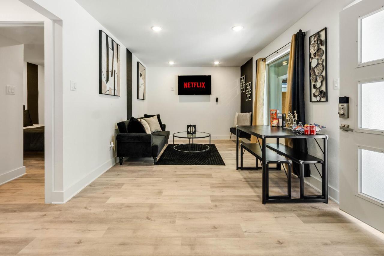 Queen Suite Near Downtown Free Parking Dallas Bagian luar foto