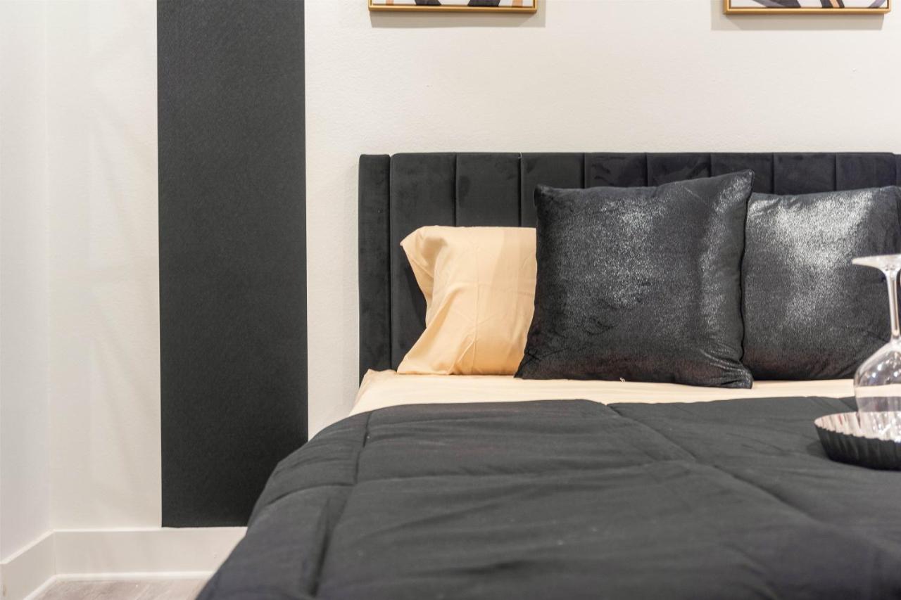 Queen Suite Near Downtown Free Parking Dallas Bagian luar foto